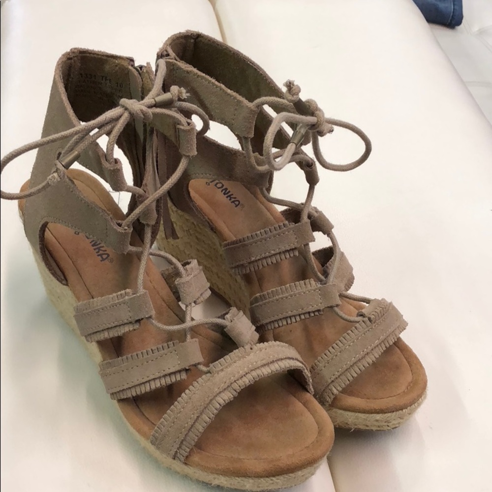 Minnetonka Lace Up Sandals